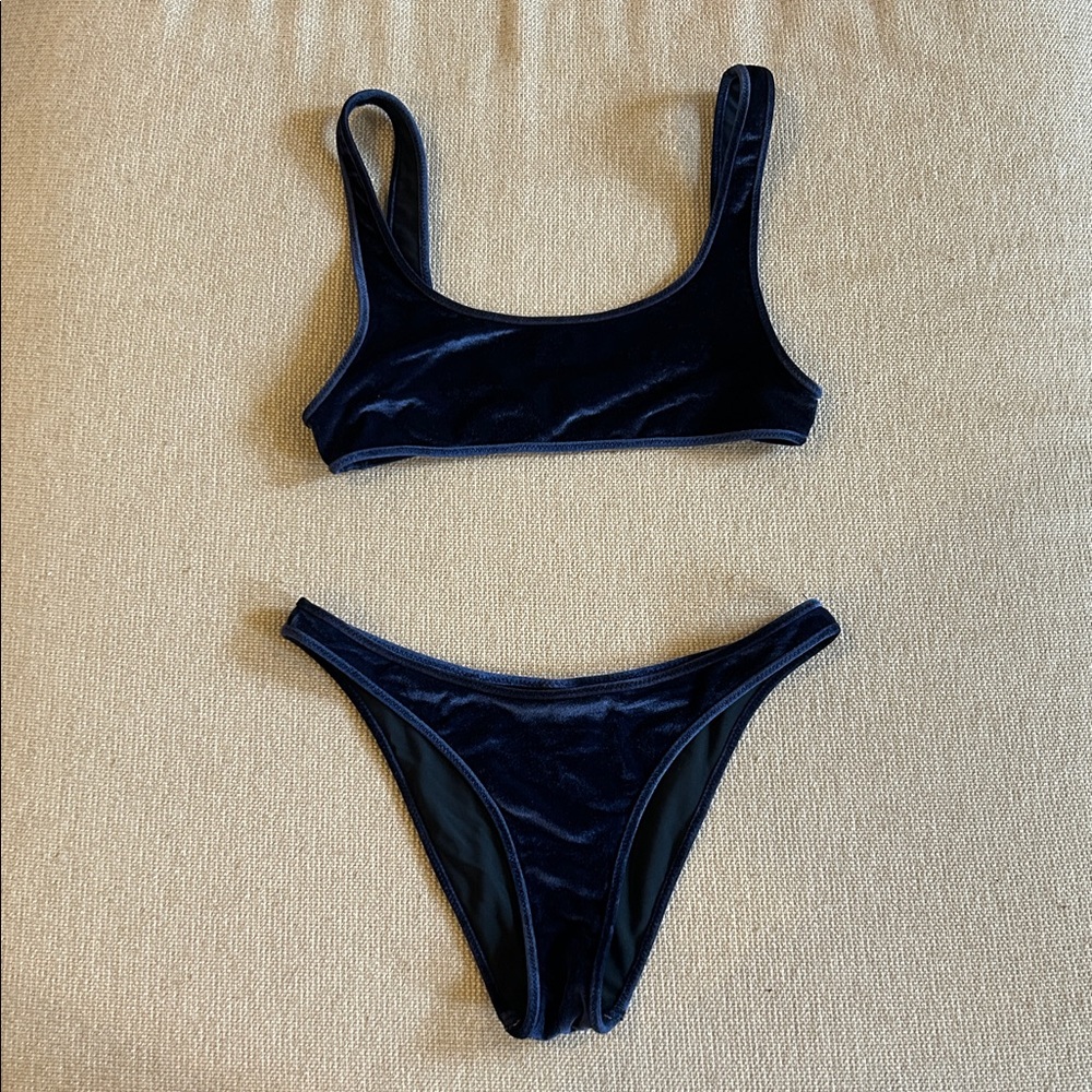 Triangl Swimwear Camille Velvet Bikini Deep Blue *Preowned*